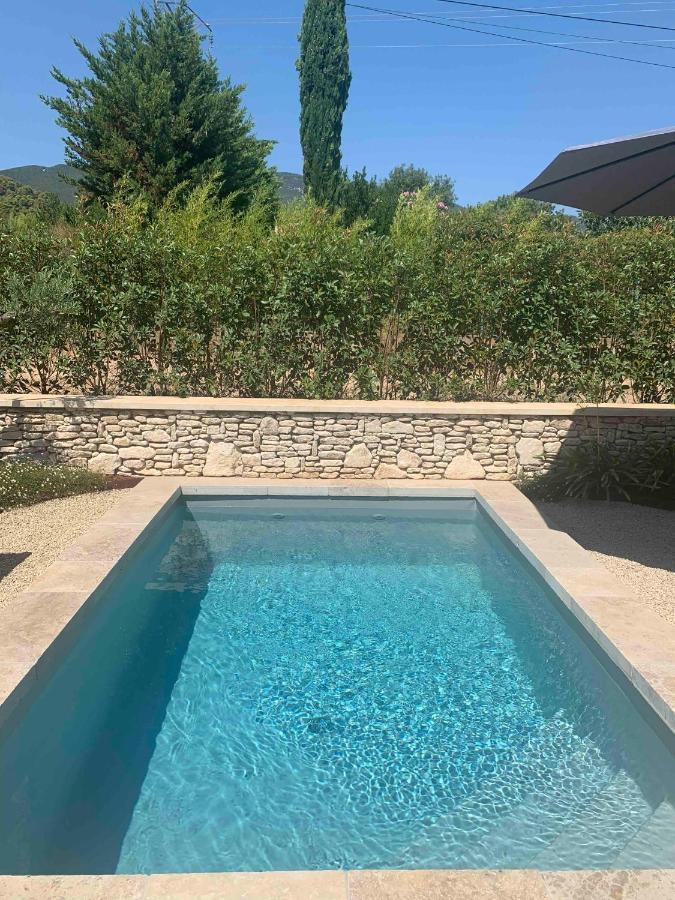 Le Cabanon De Livia Avec Piscine Privee Villa Cucuron Exteriör bild