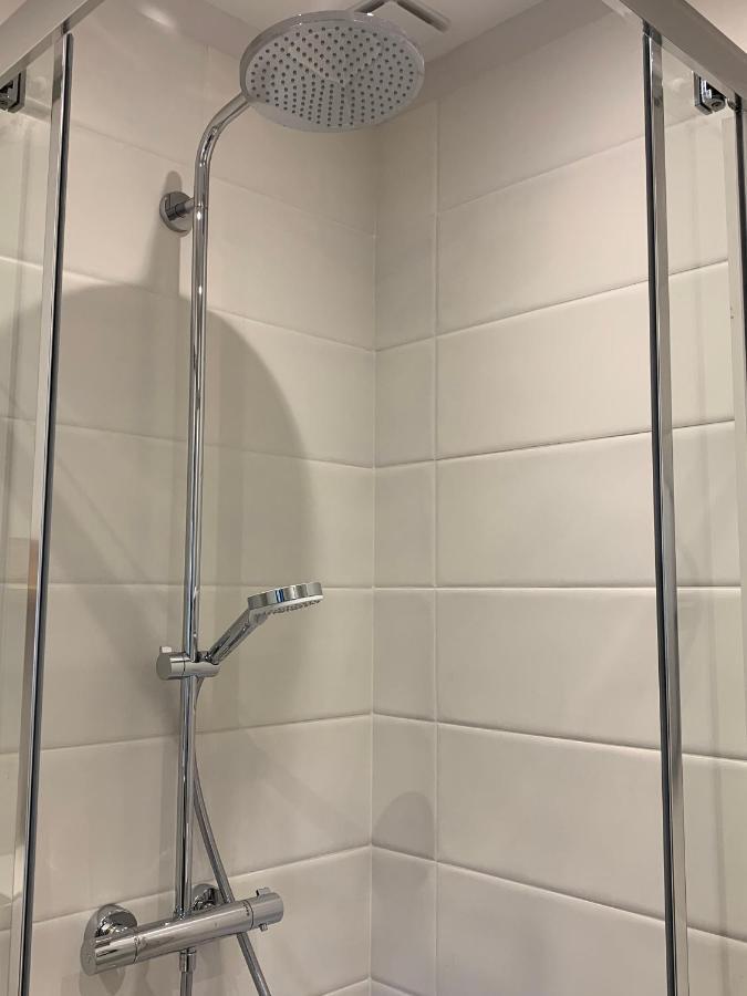 Le Cabanon De Livia Avec Piscine Privee Villa Cucuron Exteriör bild