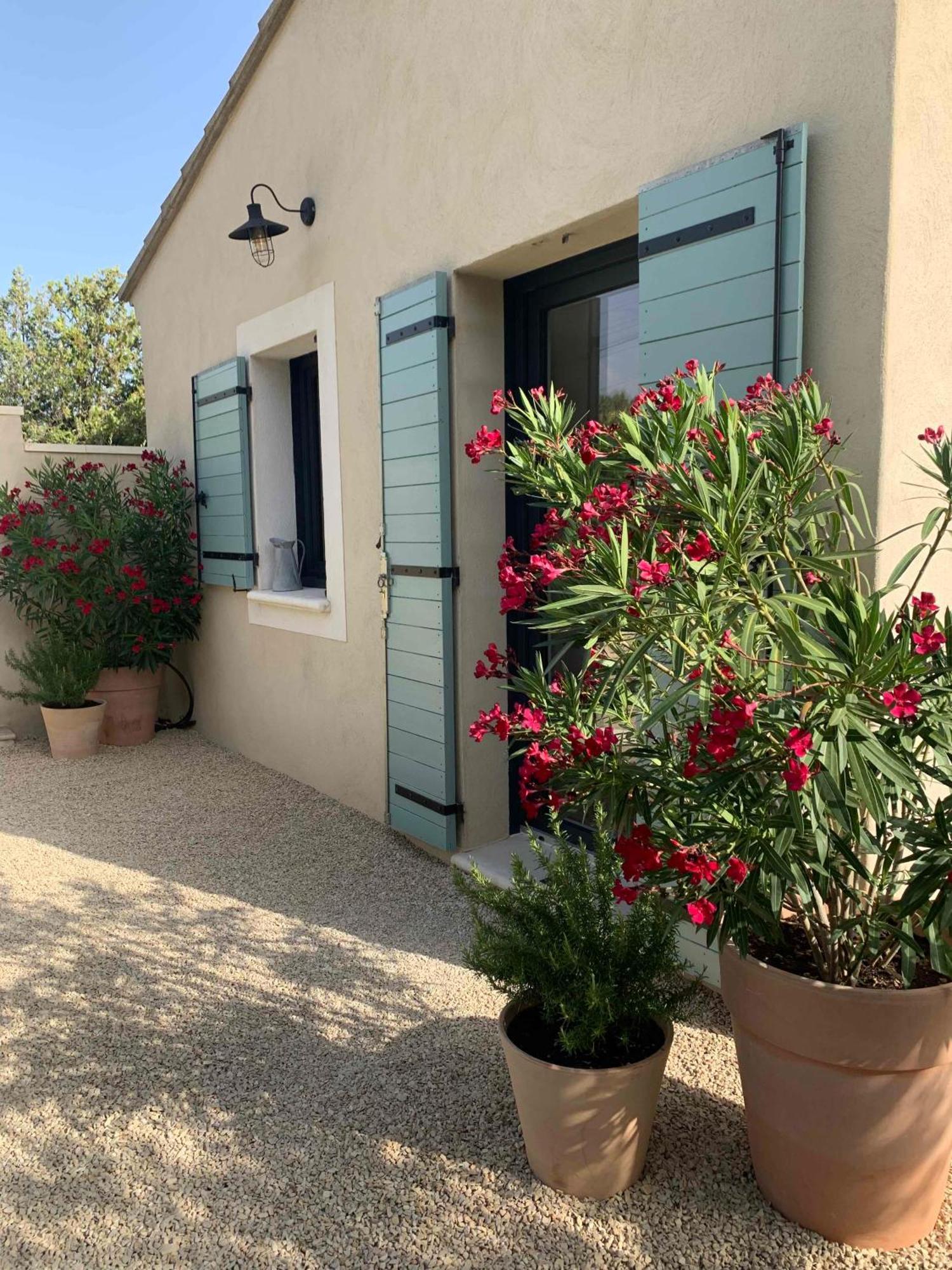 Le Cabanon De Livia Avec Piscine Privee Villa Cucuron Exteriör bild