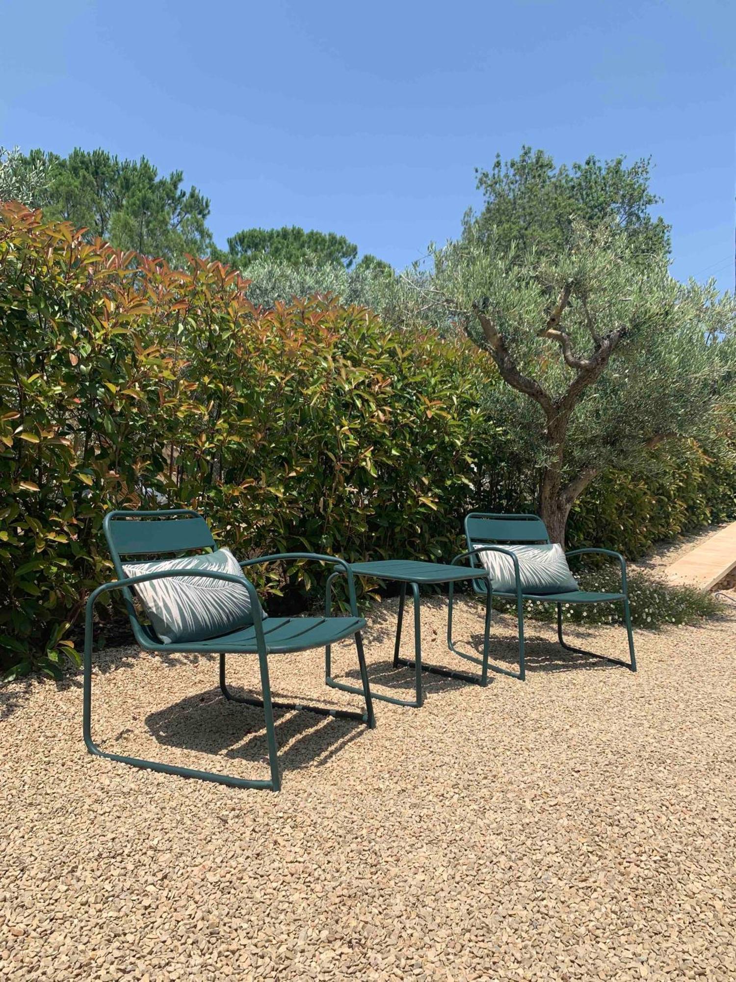 Le Cabanon De Livia Avec Piscine Privee Villa Cucuron Exteriör bild