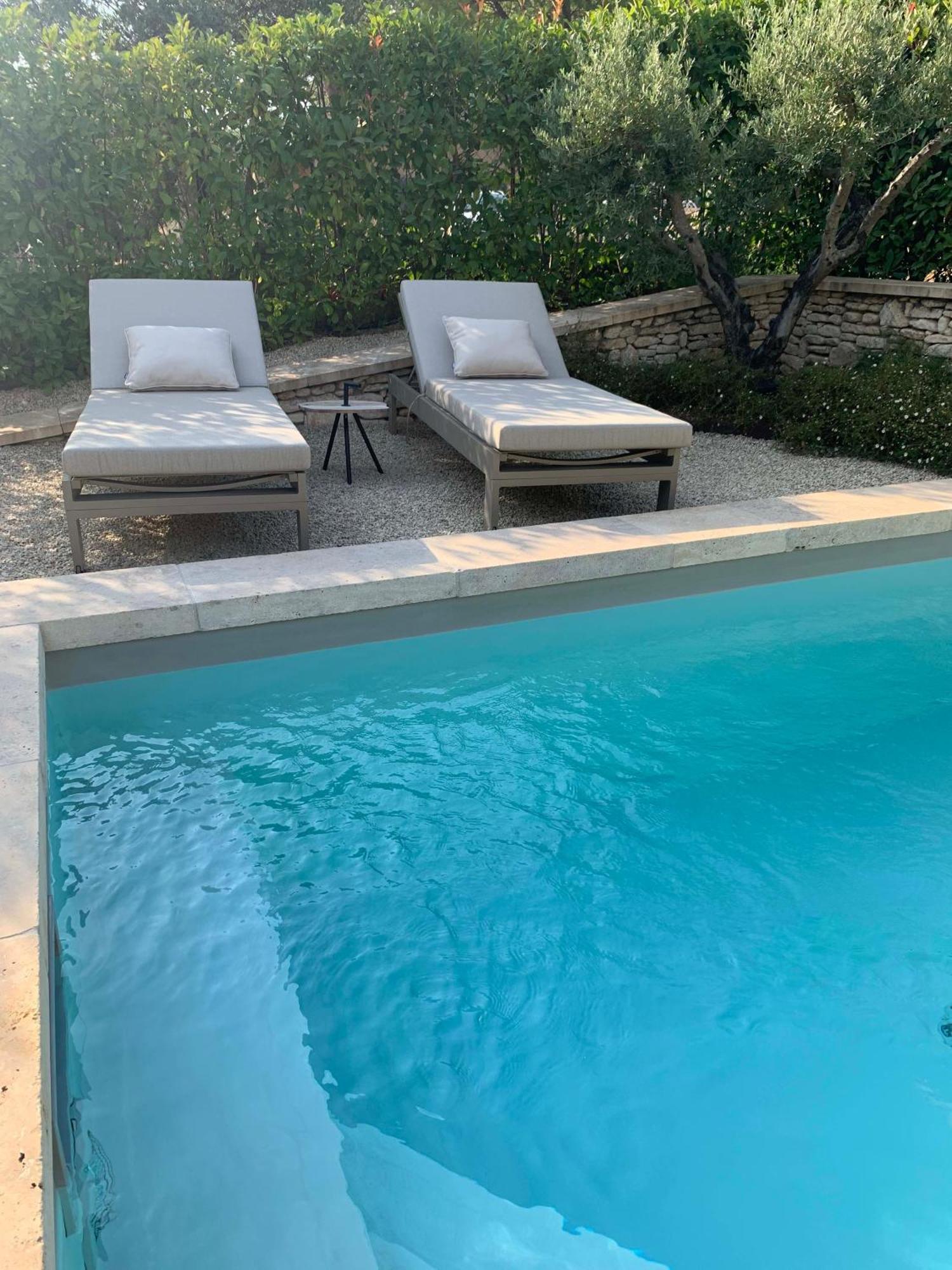 Le Cabanon De Livia Avec Piscine Privee Villa Cucuron Exteriör bild